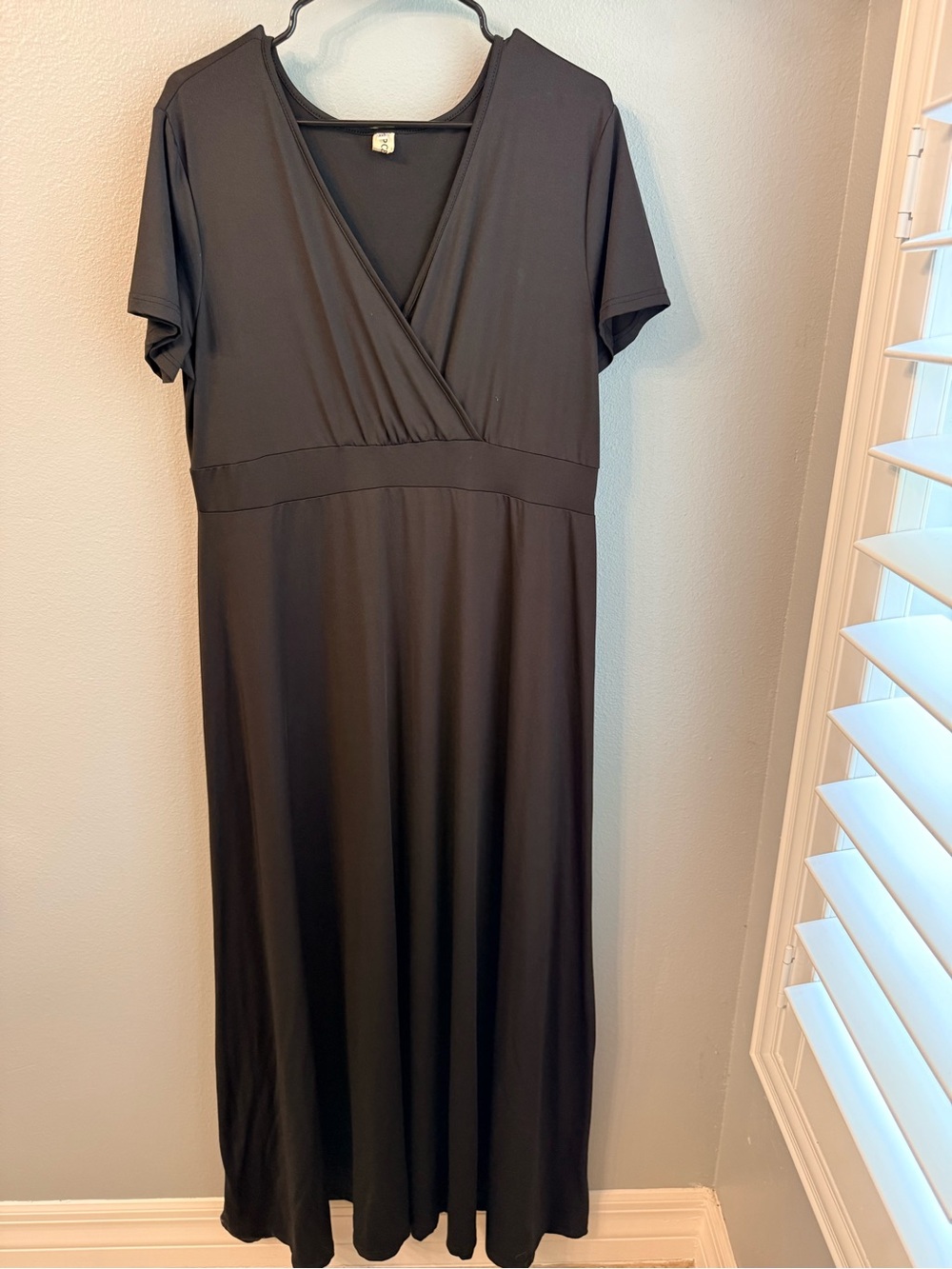 Poseshe Black Maxi Dress xXL Faux Wrap Short Sleeve Stretch Casual